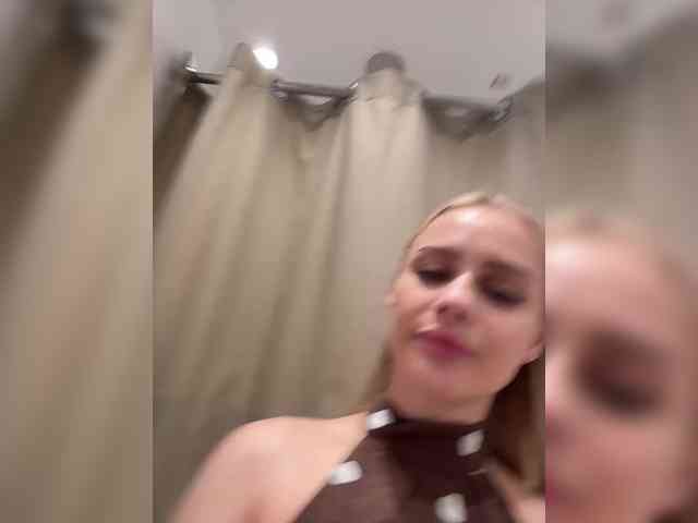 _Katrinka_'s chat room