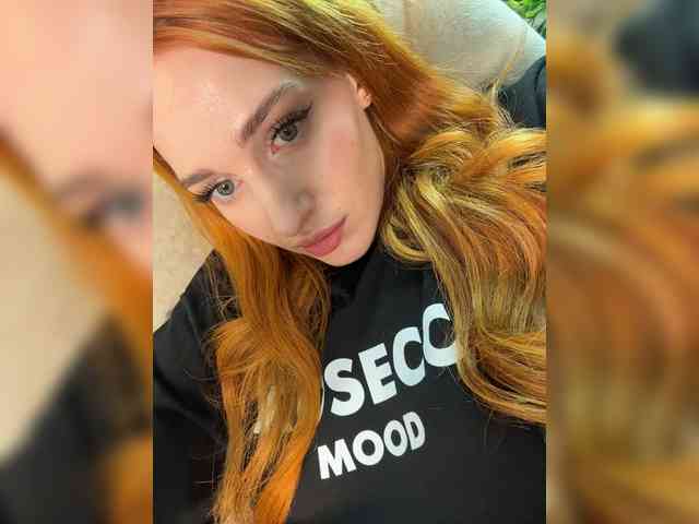 VictoriaBix's chat room