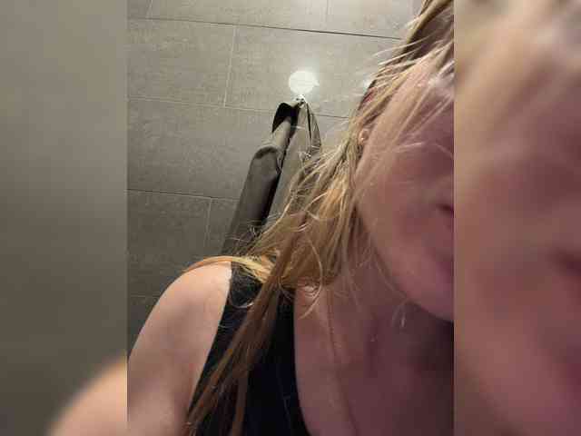 LiiBaby's chat room