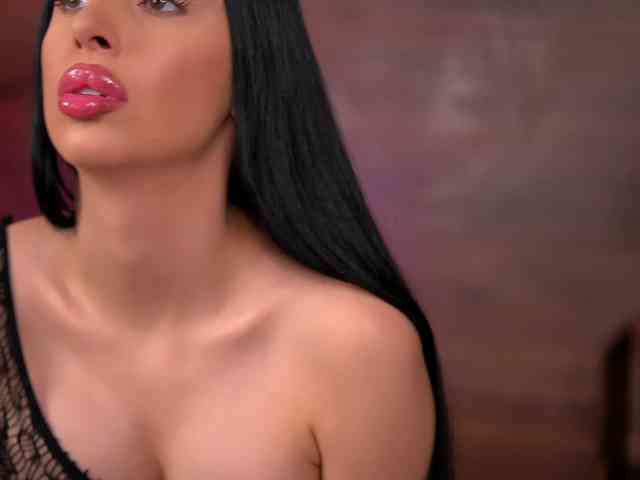 KairaAndrews's chat room