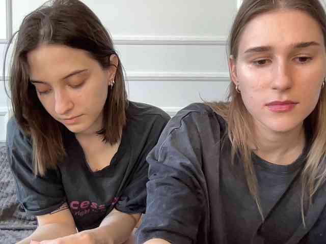 yoursweettreats's chat room