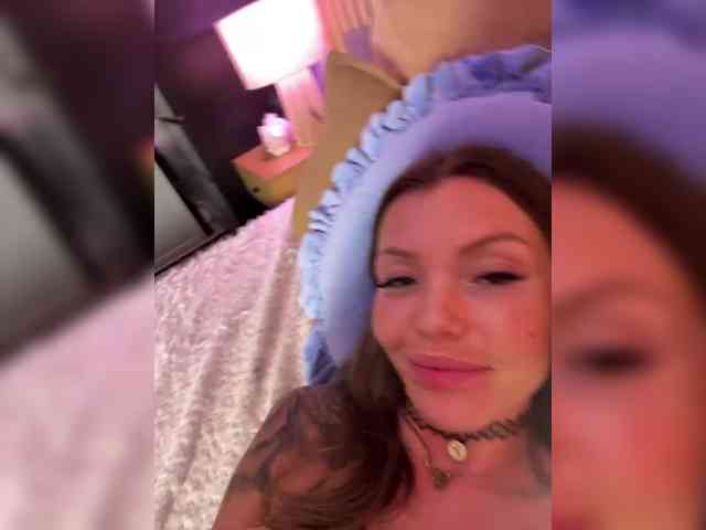 WILD-ANGEL777's chat room