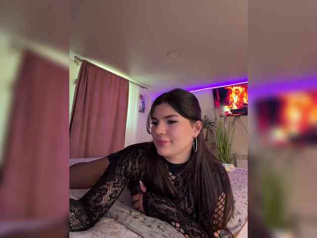 -MaybeBaby-'s chat room