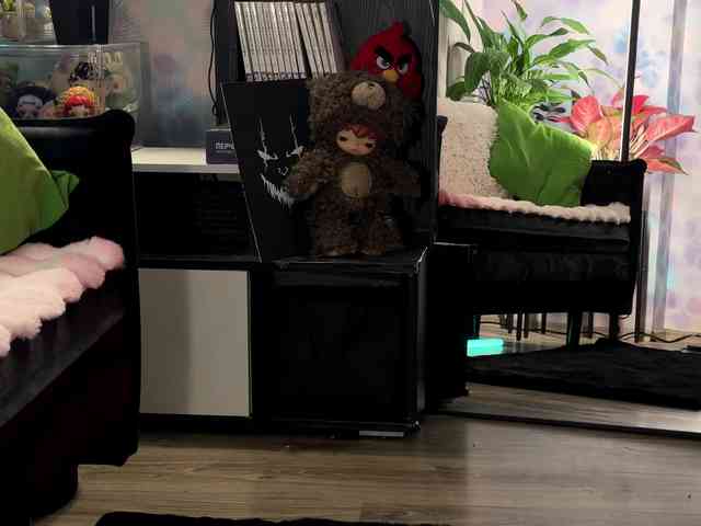 Kira_Li_Lime's chat room