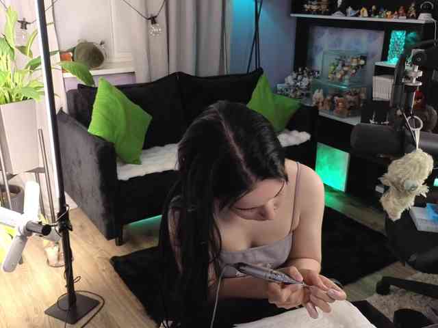 Kira_Li_Lime's chat room