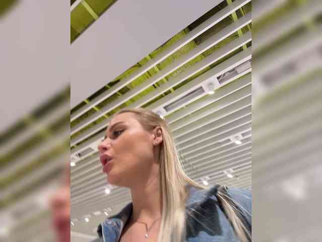 _Katrinka_'s chat room
