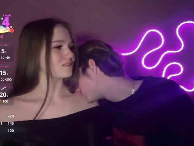 titsDestroy2007's chat room