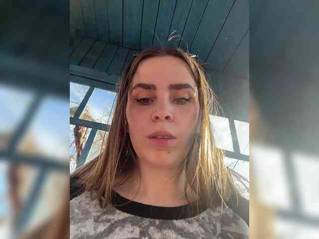 LolaSexxx's chat room