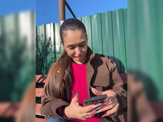 Anutka-chocolatee's chat room