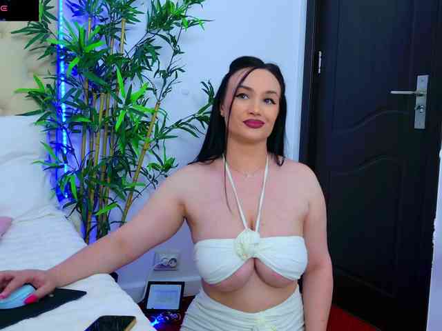 DaliyaArabian's chat room