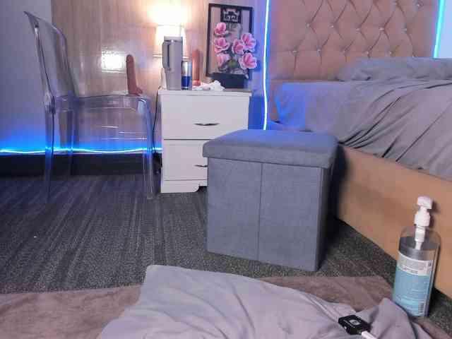 maddyluxe's chat room