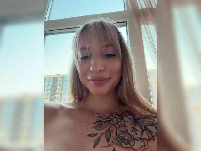 Cristi-Candy's chat room