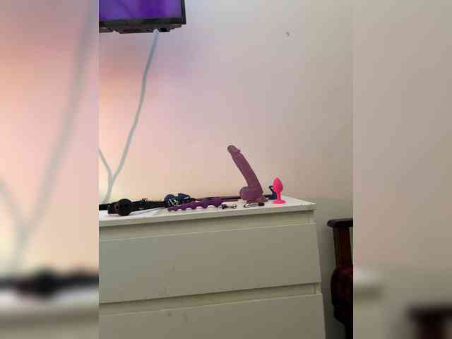 squirtproo's chat room