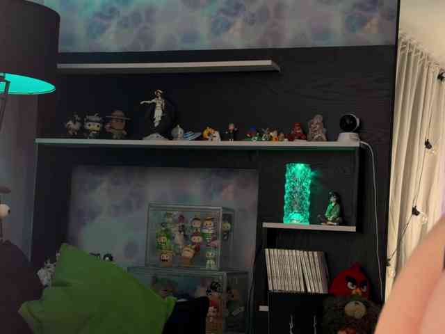 Kira_Li_Lime's chat room