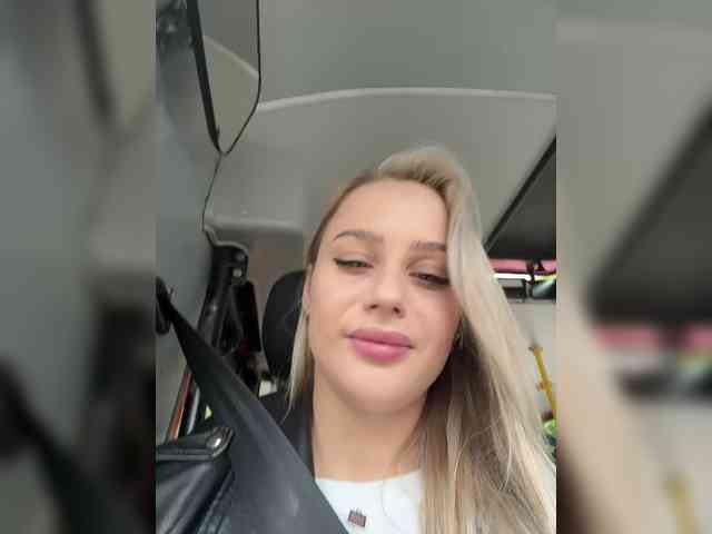 _Katrinka_'s chat room