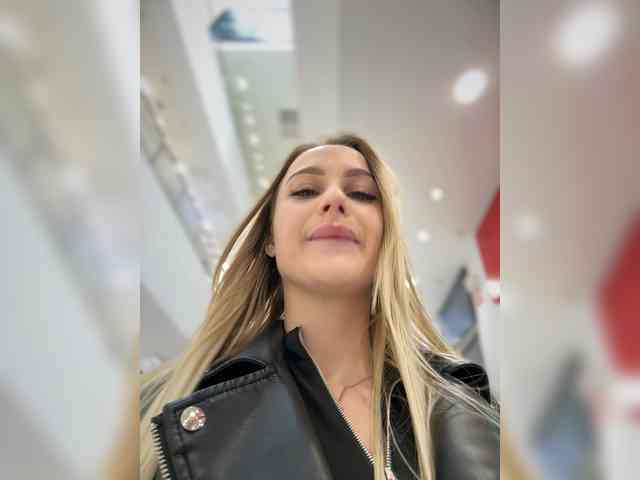 _Katrinka_'s chat room