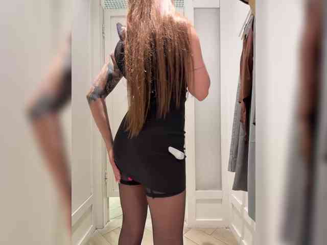 -EmilyBaby-'s chat room