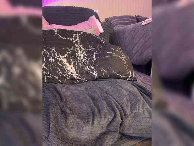 -SweetNatali-'s chat room