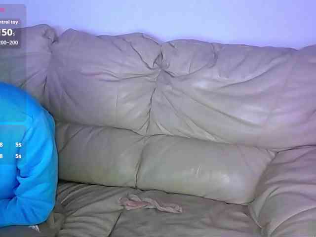 Almondmilka's chat room