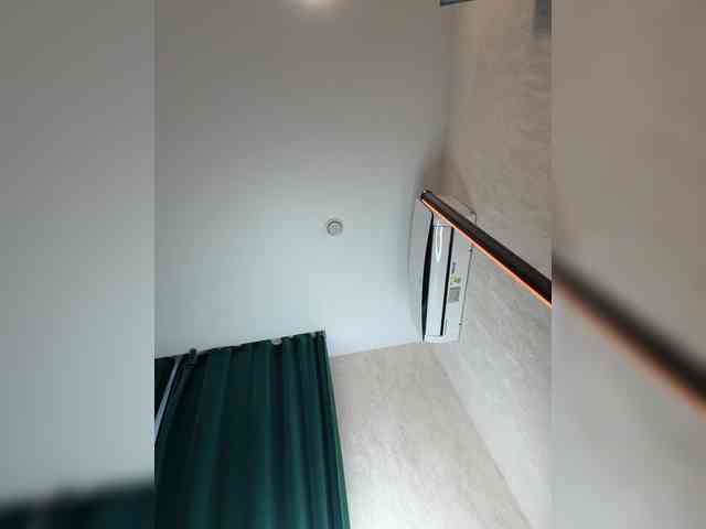 _Ellidi_'s chat room