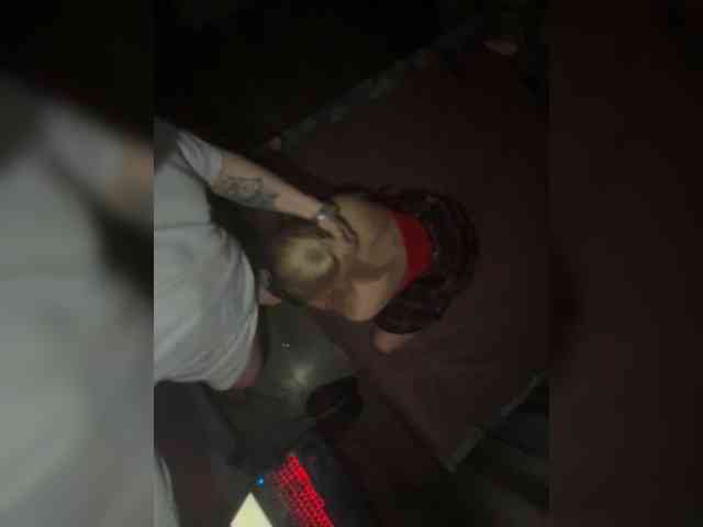 Pusydiamond's chat room