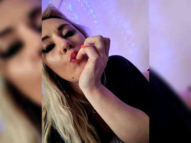 _AMBASSADOR_'s chat room