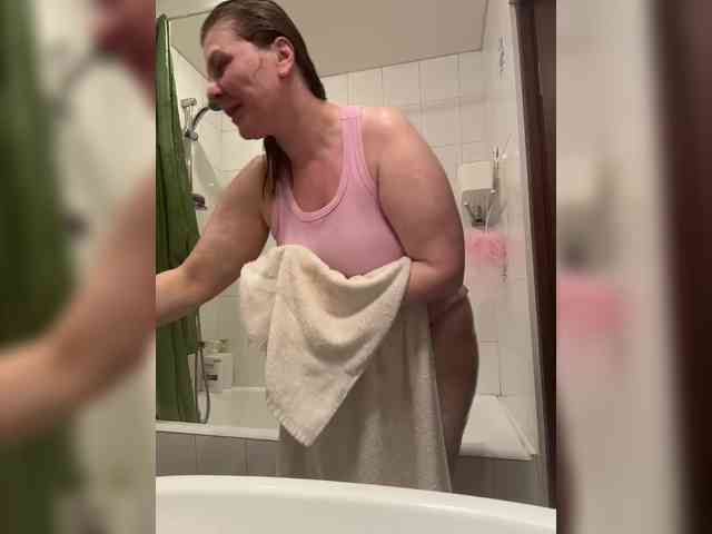 Veronika_Gold's chat room