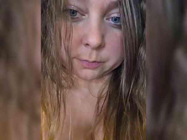 FLUFFY_BEAUTY's chat room