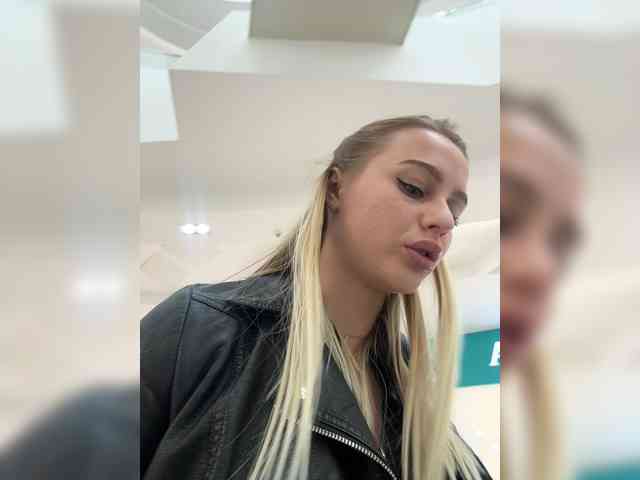 _Katrinka_'s chat room