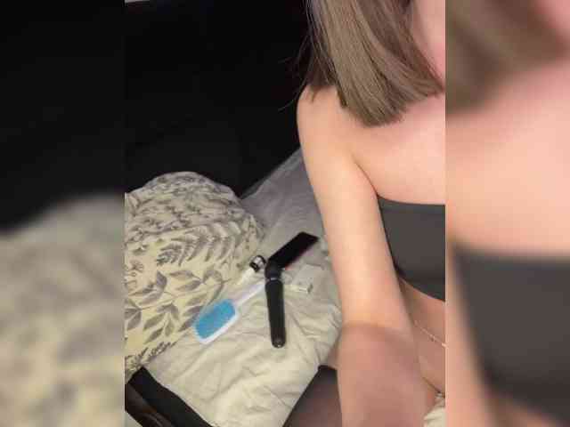 millemimi's chat room