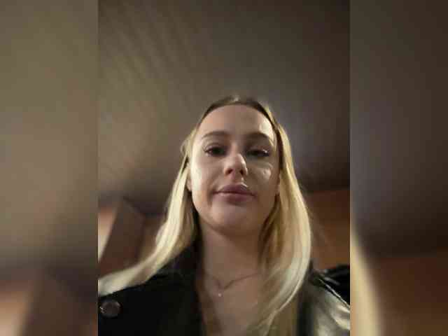 _Katrinka_'s chat room