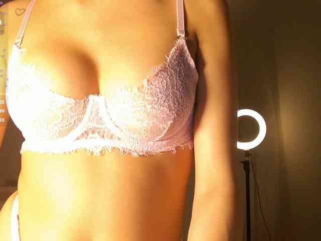 aiyumiprivate's chat room