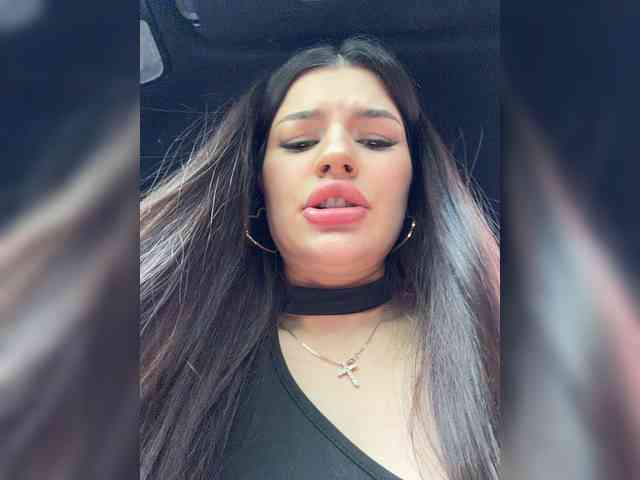 -MaybeBaby-'s chat room