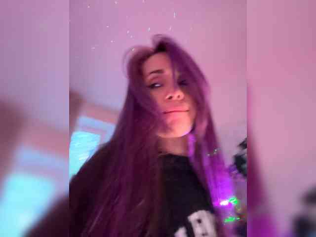 VIP17CoupleDream's chat room