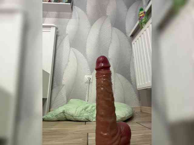 -Tiki-Riki-'s chat room