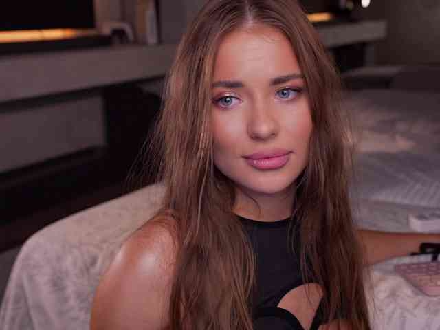 AlexisGrays's chat room