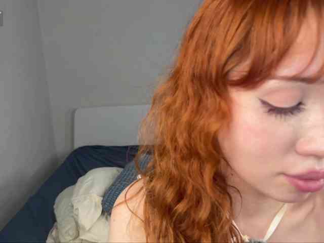 LolaXBambi's chat room