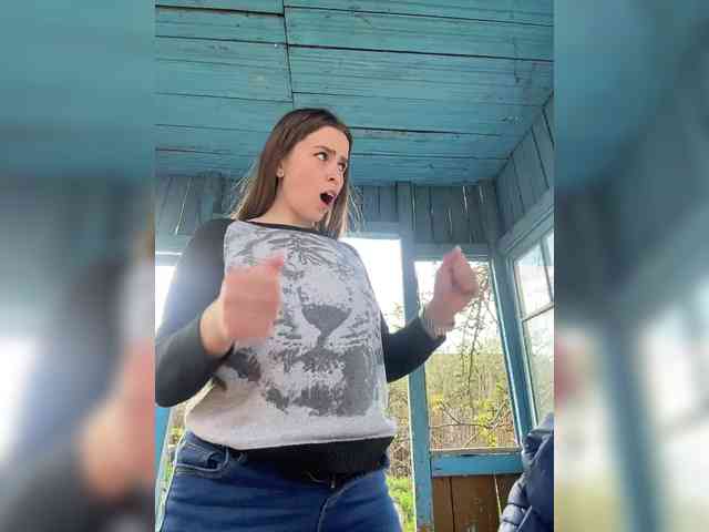 LolaSexxx's chat room