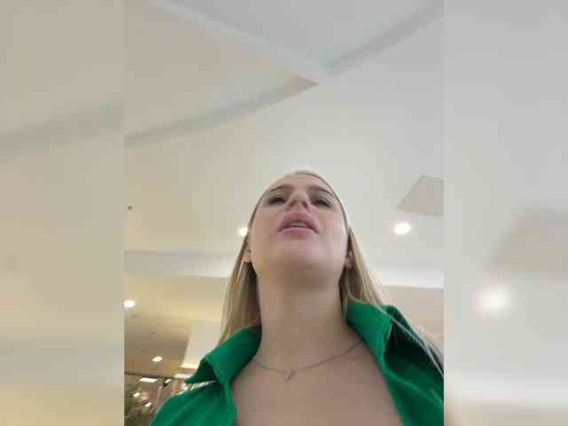_Katrinka_'s chat room