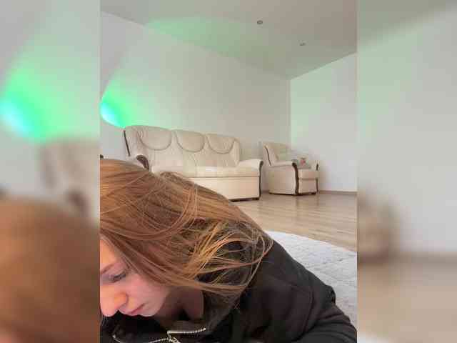 Jucielussie's chat room