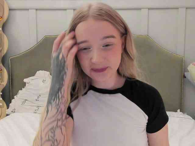 MimiMila's chat room