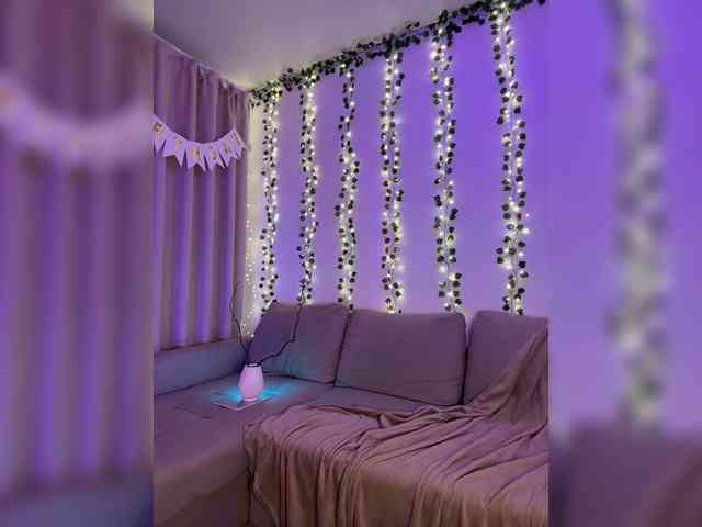 DearAmiira's chat room