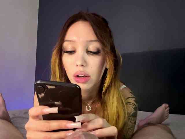 velvet-vexela's chat room
