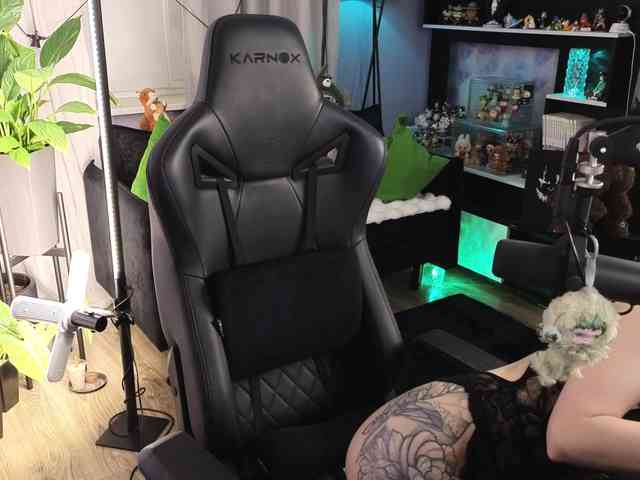 Kira_Li_Lime's chat room