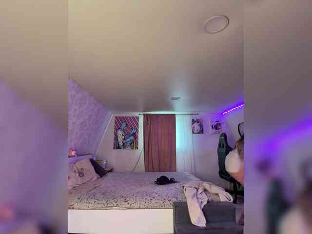 -MaybeBaby-'s chat room