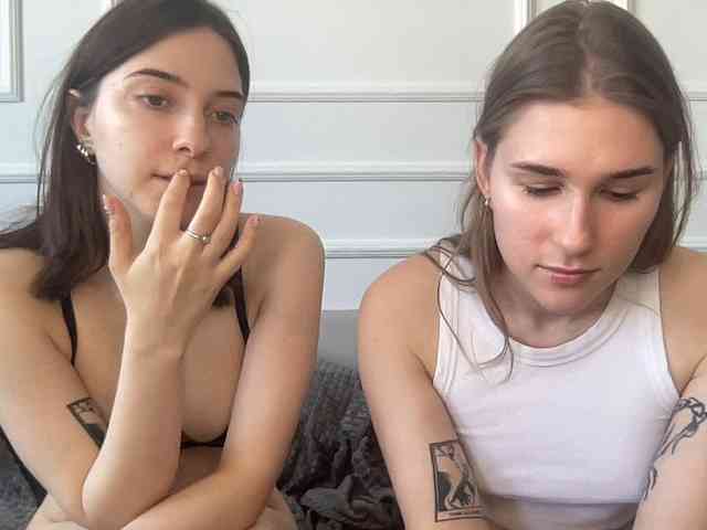 yoursweettreats's chat room
