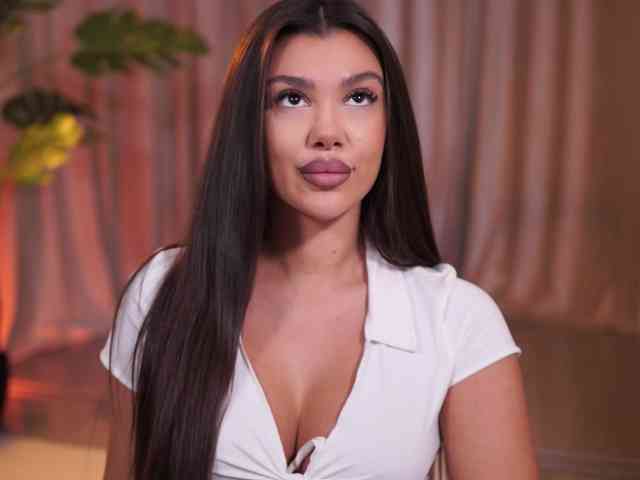 NatyDesiree's chat room