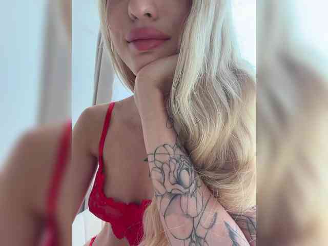 Cristi-Candy's chat room