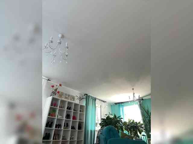 _AnnaMaria_'s chat room