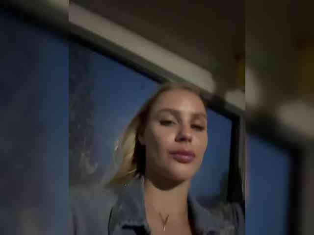 _Katrinka_'s chat room